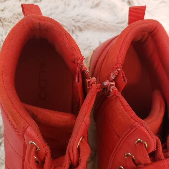 ALDO RED ATHELTIC TENNIS SHOE SIZE 7.5 - Picture 2 of 4